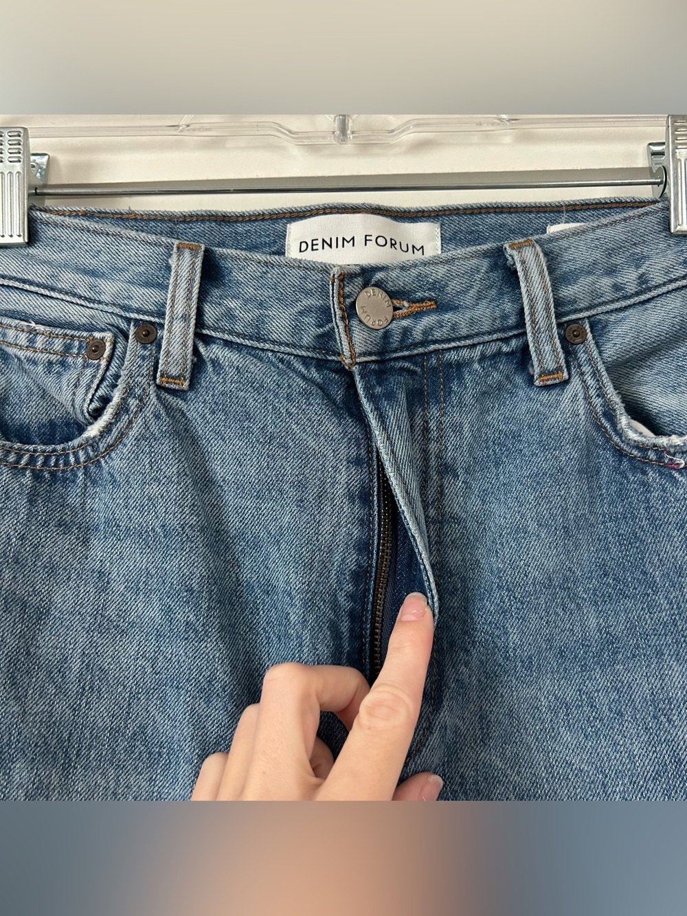 Aritzia Denim Forum The Farrah Hi-Rise Wide Leg Jean 30L Blue Denim Size 26 - Picture 5 of 15